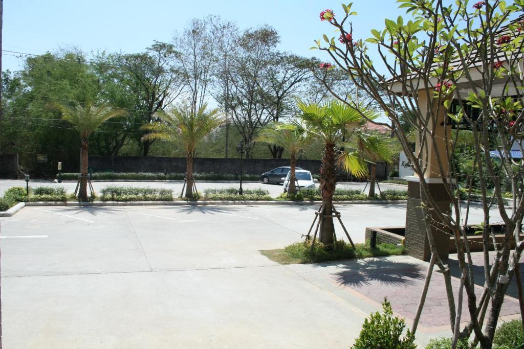 Kitlada Hotel Udonthani Eksteriør billede