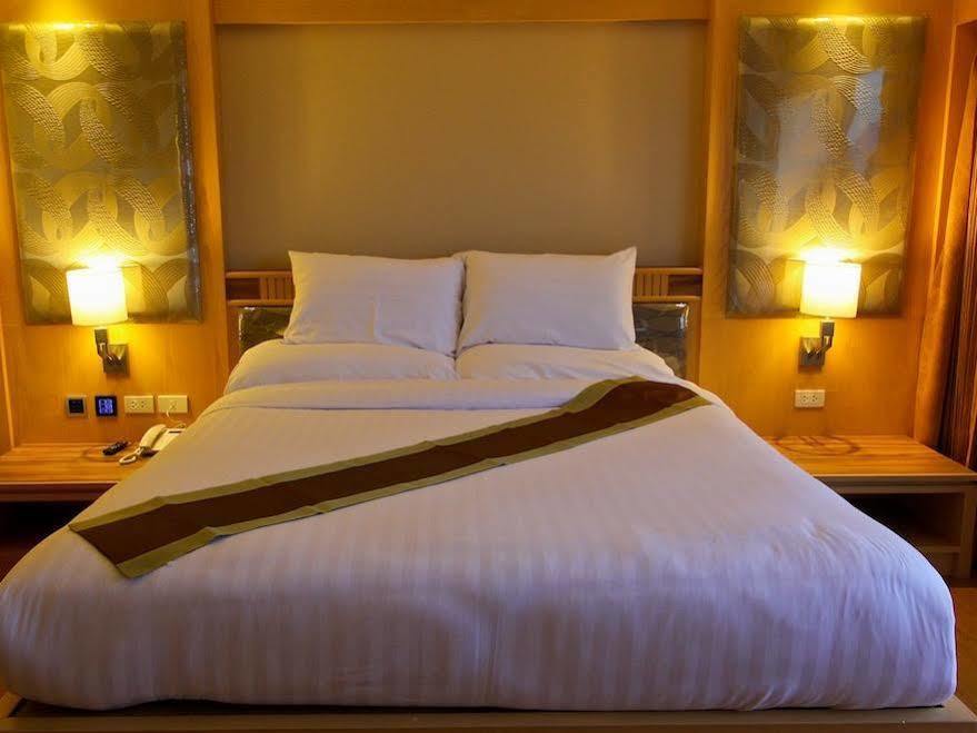 Kitlada Hotel Udonthani Eksteriør billede